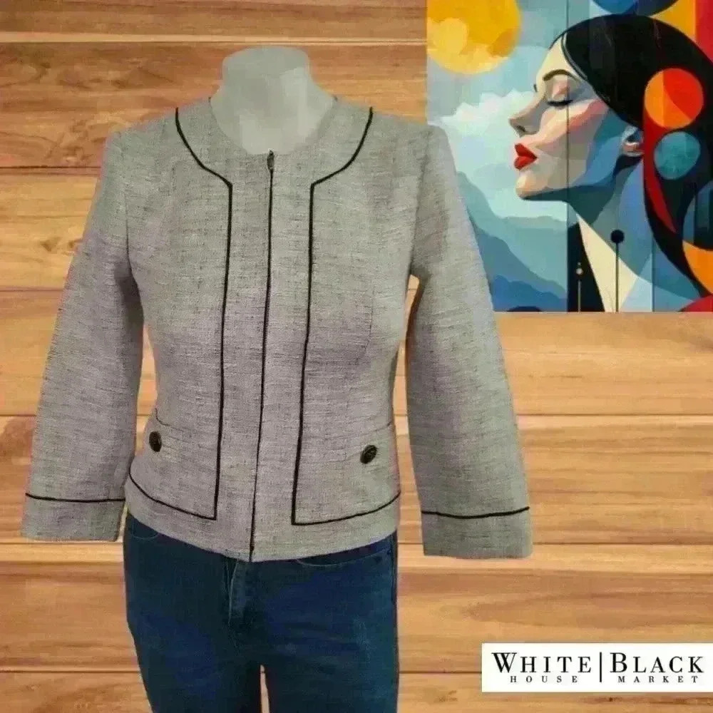 $160 White House Black Market Skirt Suit Size 00  Pockets WHBM